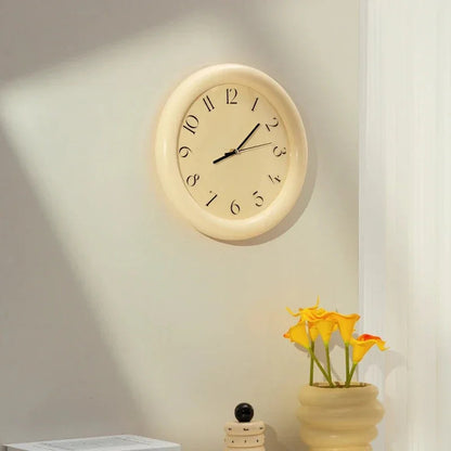 Minimal Decorative Wall Clock