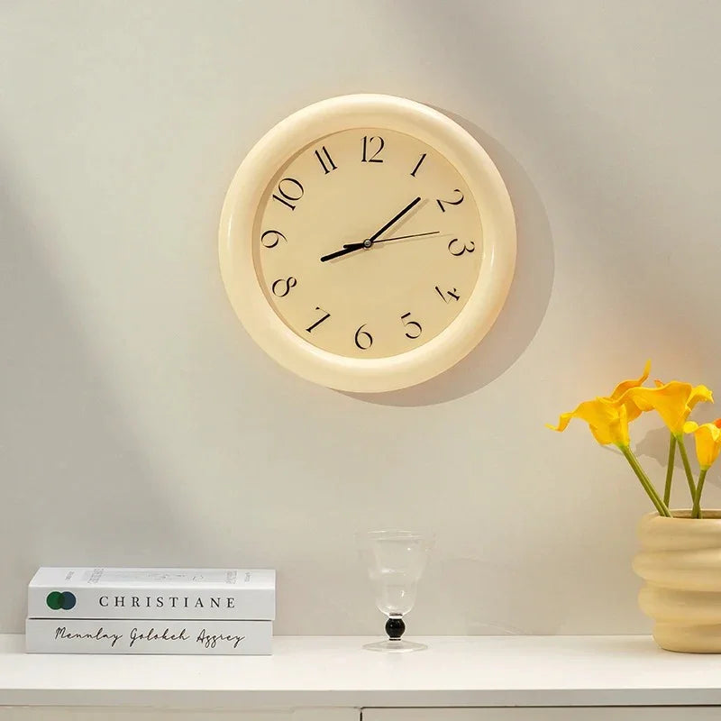 Minimal Decorative Wall Clock
