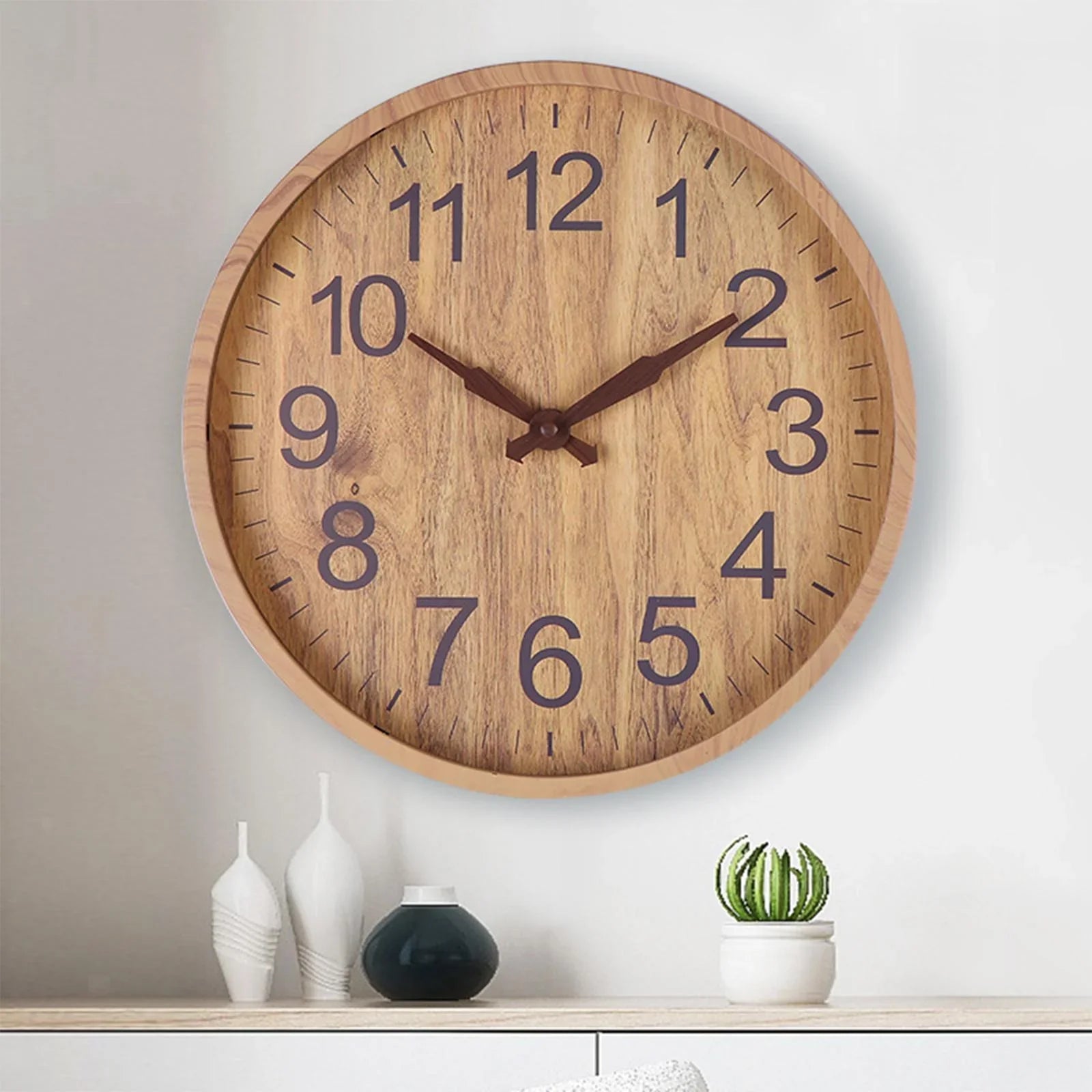 Round Wood Grain Wall Clock