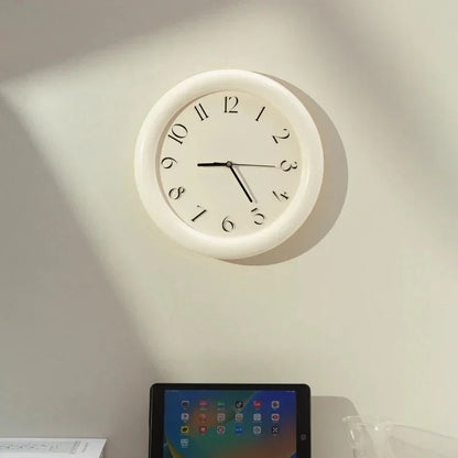 Minimal Decorative Wall Clock