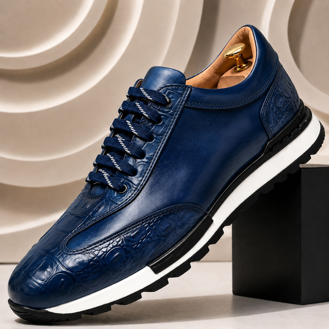Luciano Cowhide Leather Sneakers – Croc-Embossed Orthopedic Lace-Up Footwear