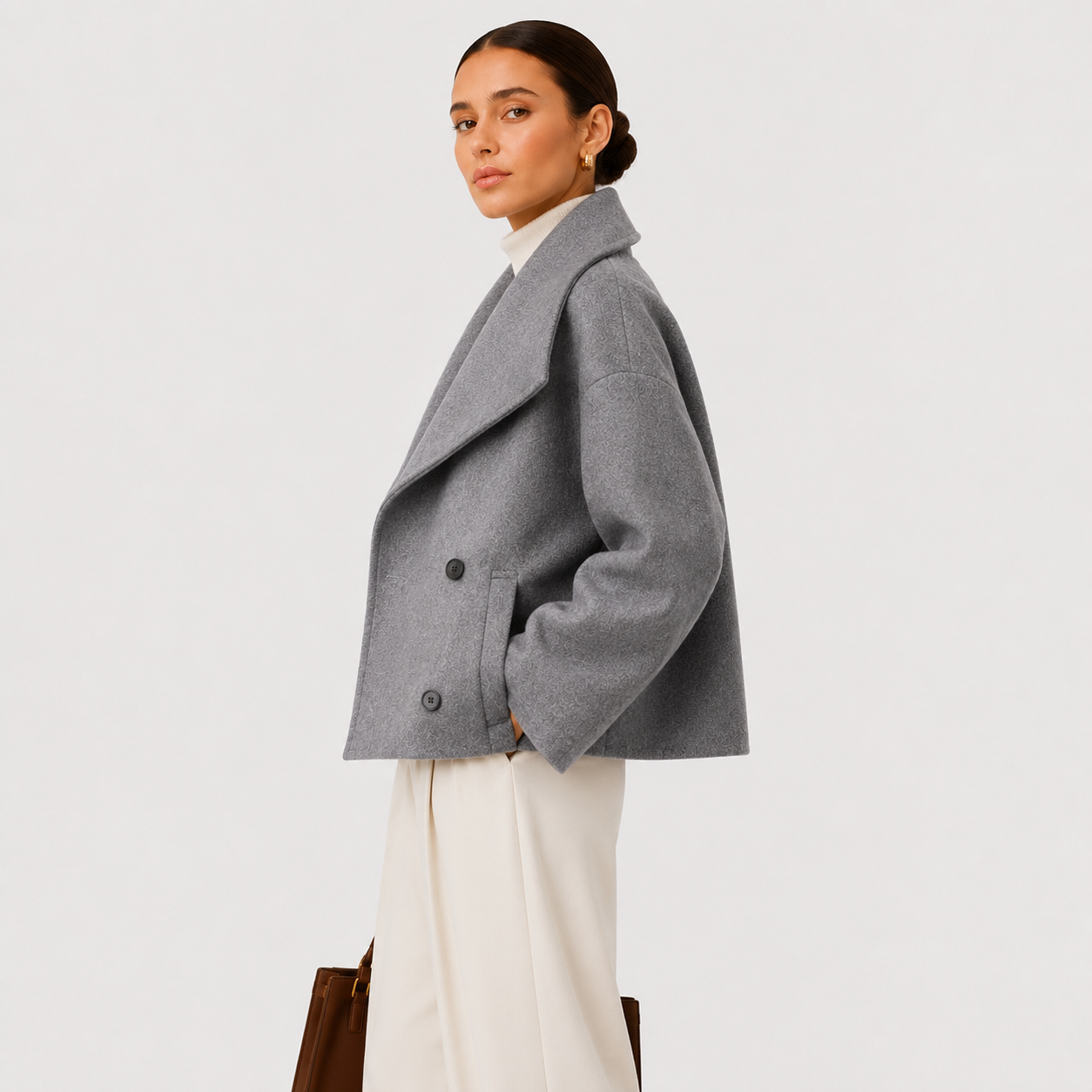 Valeria Wool Cropped Jacket – Oversized-Collar Double-Breasted Outerwear