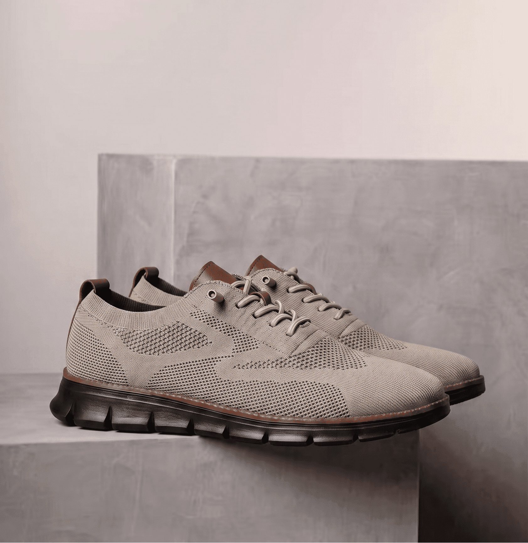 Xavier Breathable Knit Sneakers – Wide-Toe Lug-Sole Contrast-Trim Shoes